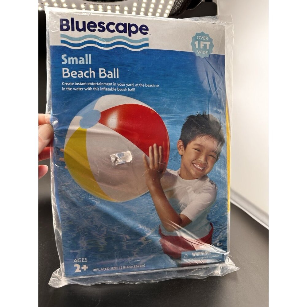 Bluescape Small Beach Ball Ages 2+ 13” Pool Summer Water Toy‎ Inflatable